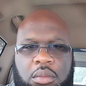 Meet your Posher, Broderick